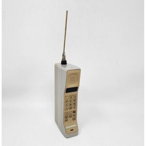 Vtg Cellular One Brick Motorola Portable Cellular Phone Damaged Antenna UNTESTED